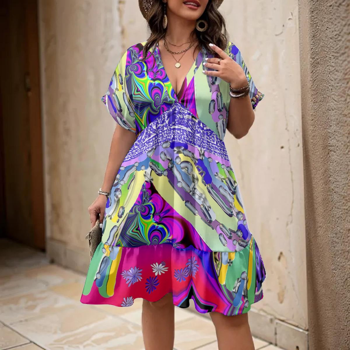 "Beauty Queen" V-Neck Short Sleeve Dress