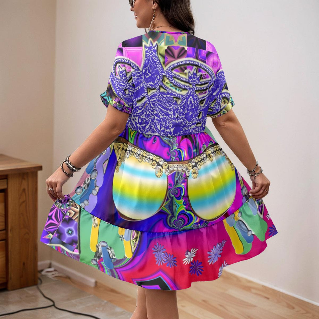 "Beauty Queen" V-Neck Short Sleeve Dress
